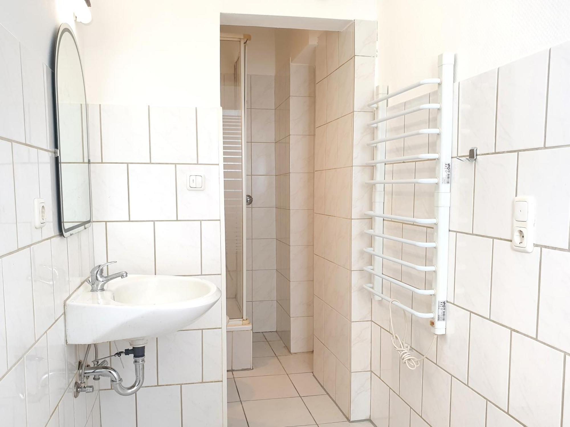 Meribu H1 Wohnung Fuer Monteure Und Arbeiter Gelsenkirchen Exteriör bild